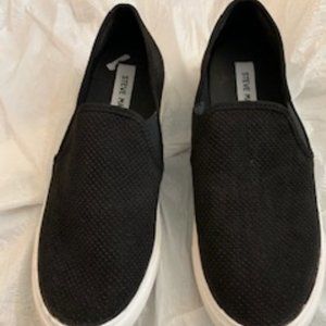 Steve Madden Black Slip On Sneakers